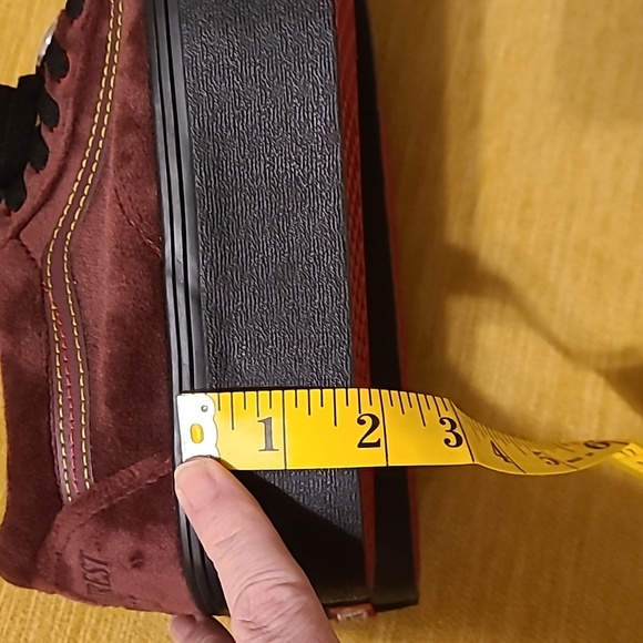 VANS DISNEY VELVET SHOES WOMENS SIZE 9/ MENS SIZE 7.5 new with tag - Picture 11 of 15